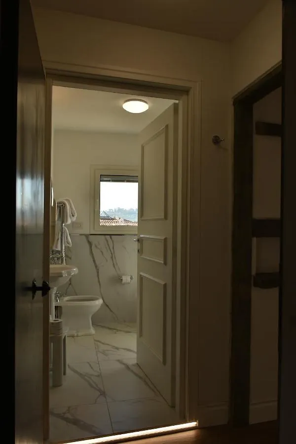 Hr Bedrooms In Florence 0*,